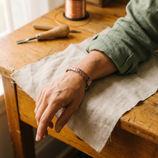 Bracelet en cuivre à ressort