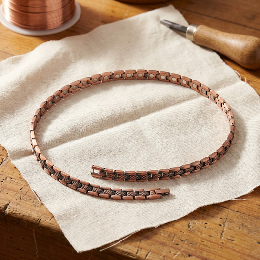 Collier en cuivre martelé