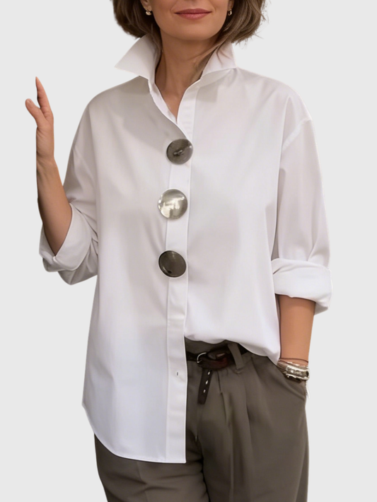 Rachel | Blouse à col montant et boutons audacieux