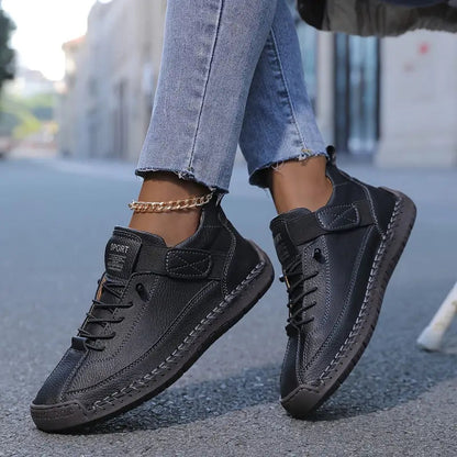 Women’s Lightweight Cushioned Walking Sneakers