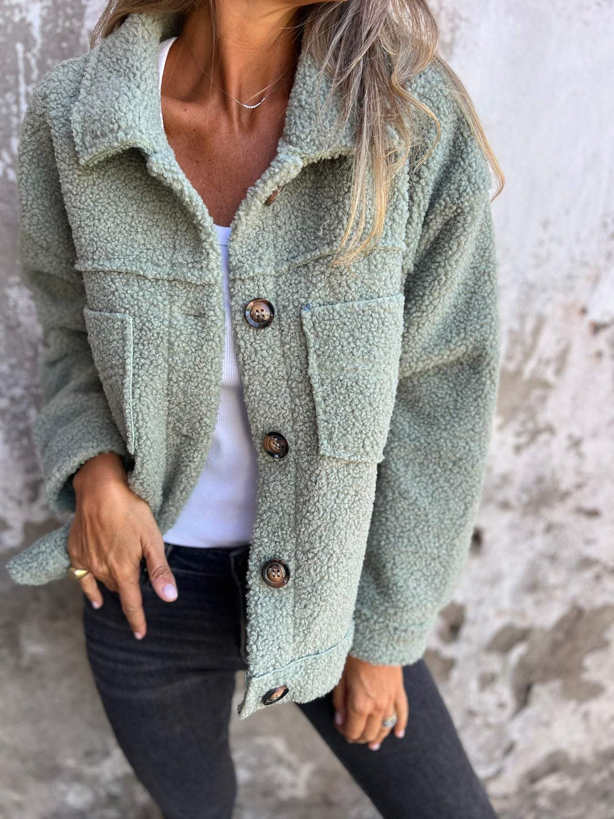 Manteau boutonné à revers crantés et coupe décontractée pour femme