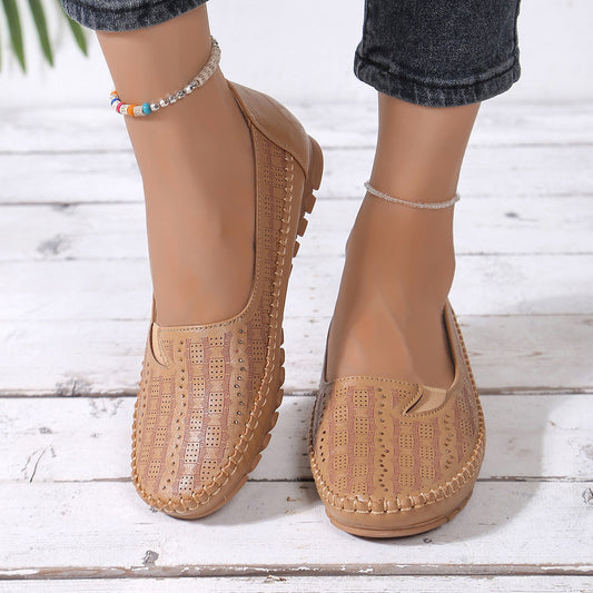 Mila | Chaussons plats confort à enfiler et perforés